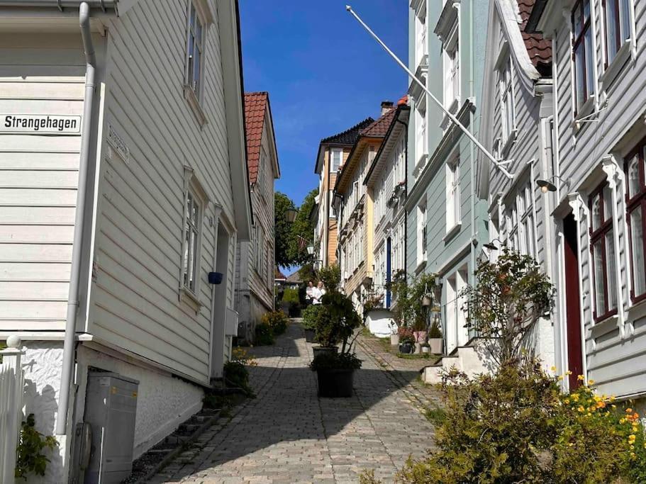 Koslig Leilighet I Bergens Smoroye Apartment Exterior photo